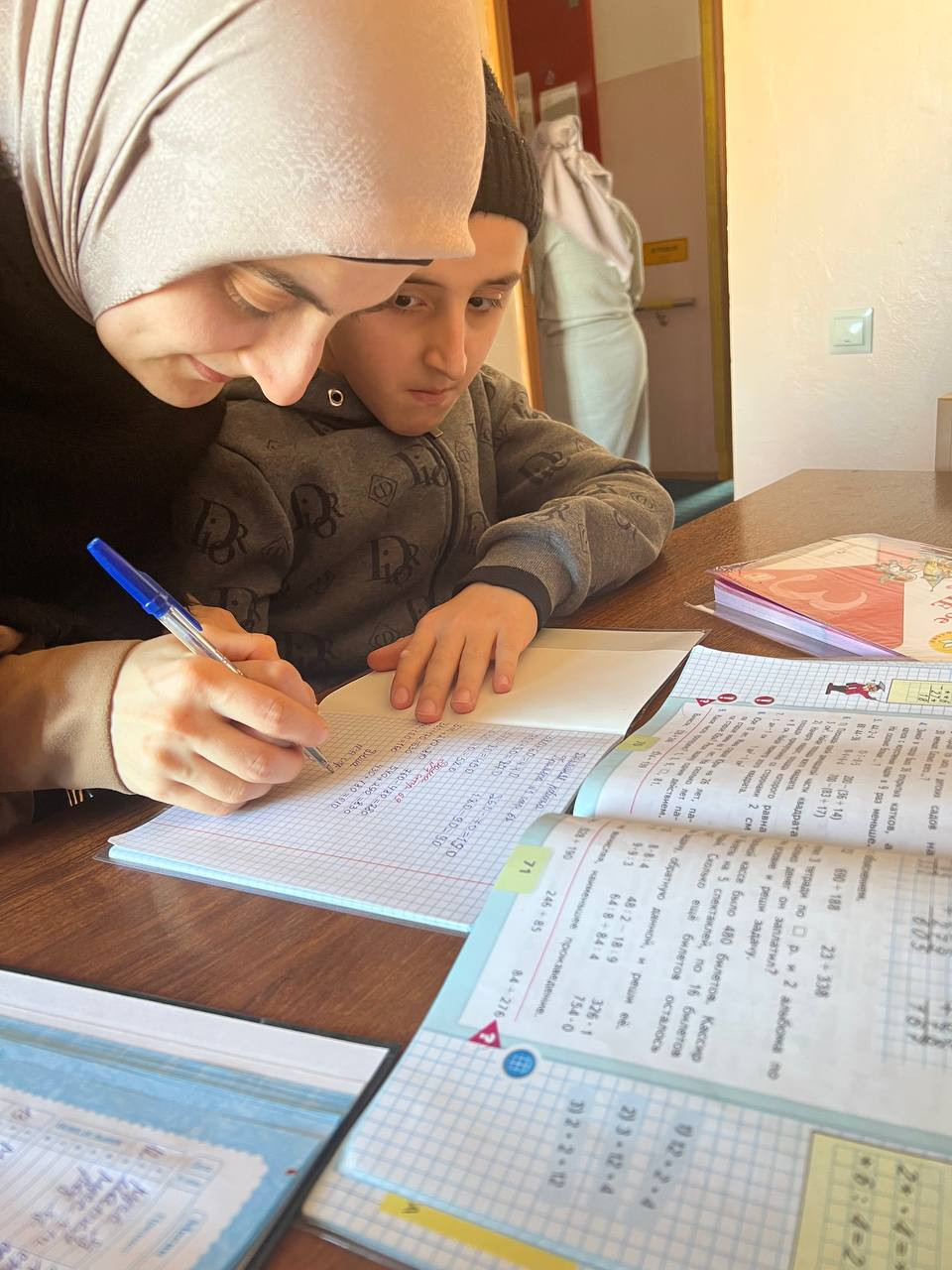 Выполняем домашнее задание ?  Специалист по работе с семьей Хастинова Рахима  Подопечный: Абдурахманов Магомед