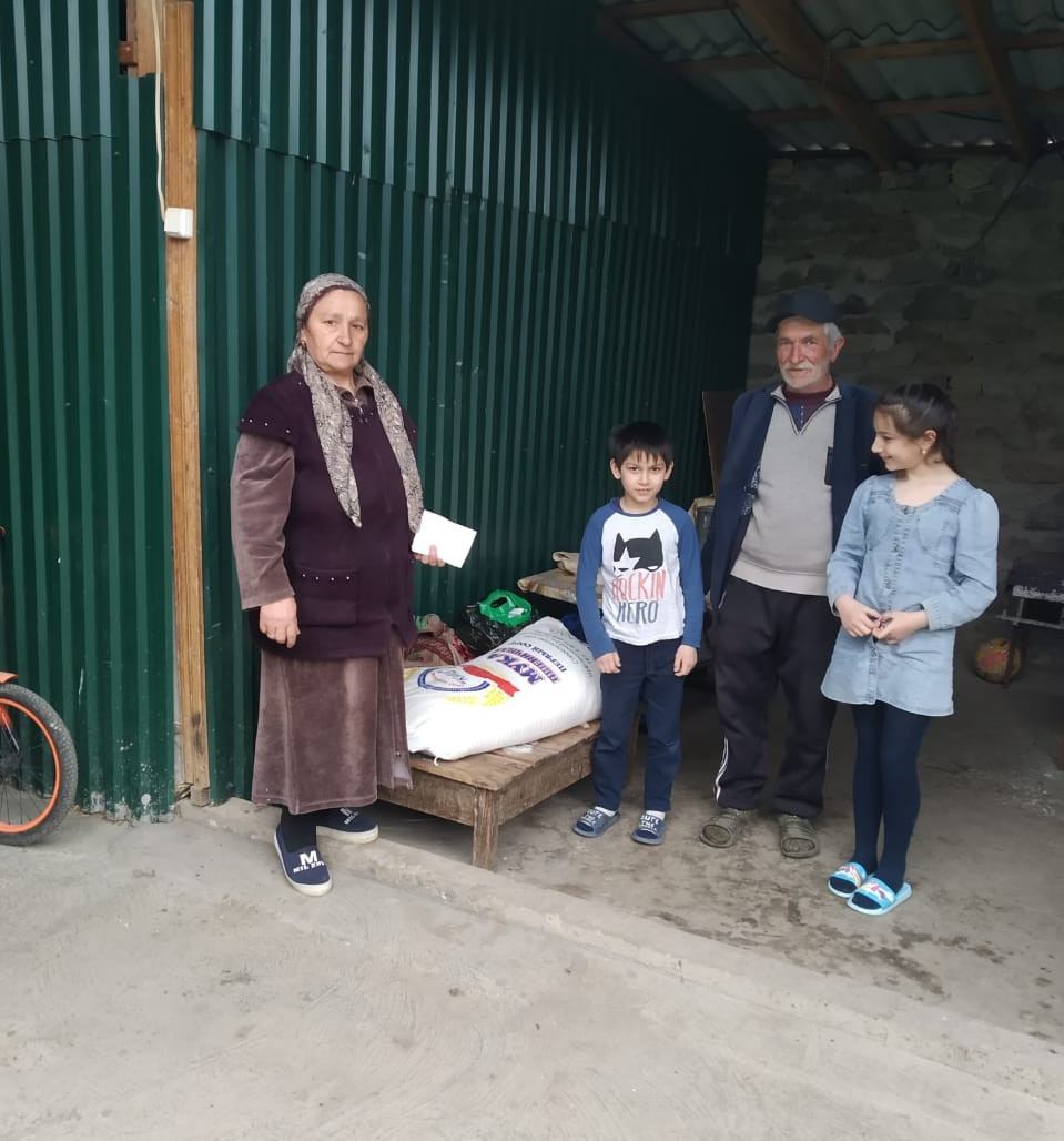 Малоимущим семьям и семьям мобилизованных из с.Цинит была оказана материальная помощь.