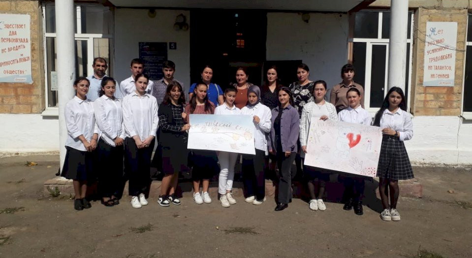 Край любимый! Нашей дружбой крепимый, Нашей верой хранимый, Нерушимый Дагестан!