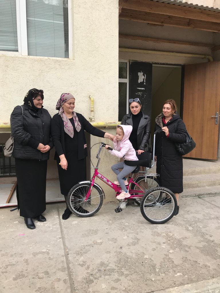 Благотворительная поддержка патронажной семьи