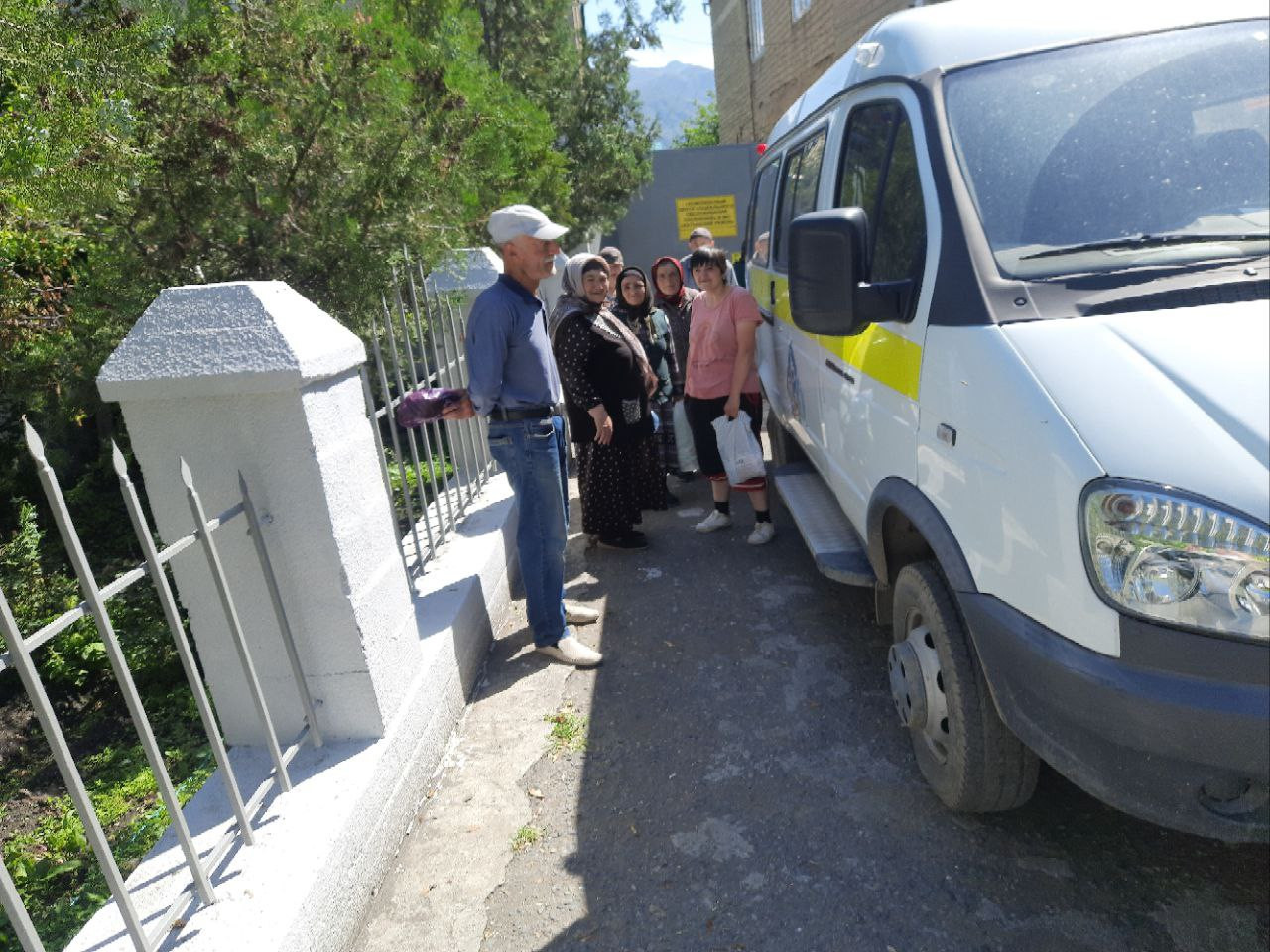 Выезд подопечных на серные источники.