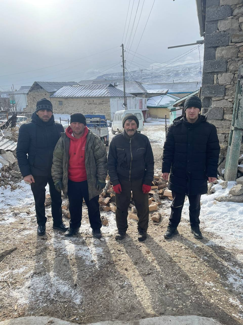 В Хунзахском районе продолжают оказывать помощь семьям мобилизованных.