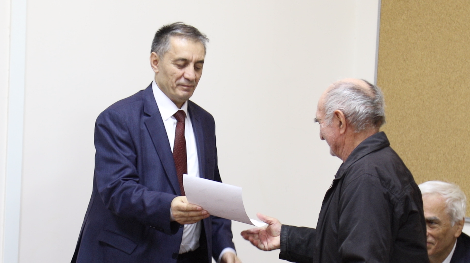 МИНТРУД ДАГЕСТАНА ВЫДАЛ 17 СУБСИДИЙ НА УЛУЧШЕНИЕ ЖИЛИЩНЫХ УСЛОВИЙ ОТДЕЛЬНОЙ КАТЕГОРИИ ГРАЖДАН