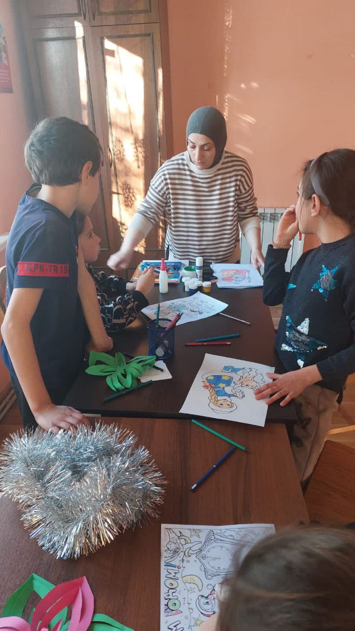 Мороз - красный нос.