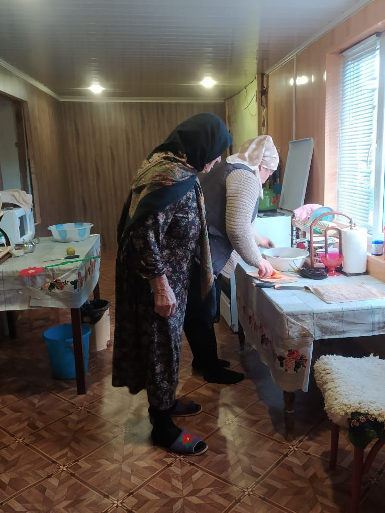 Помощь подопечным