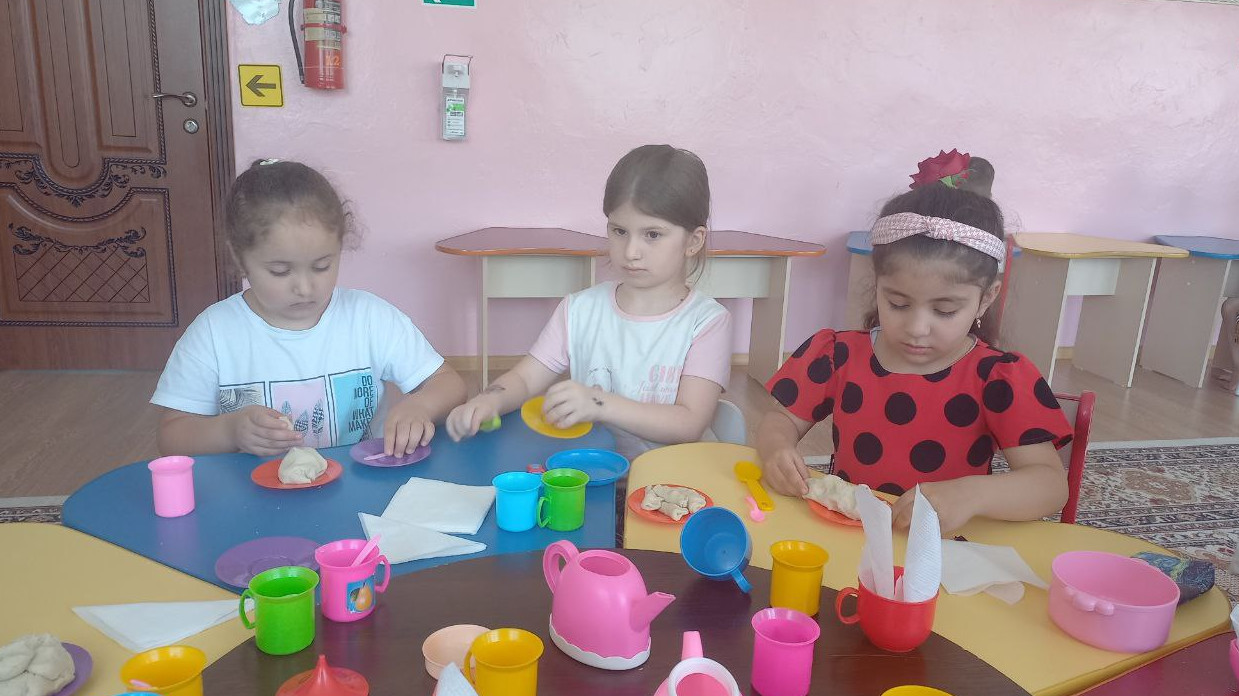 Лепим из слоёного теста