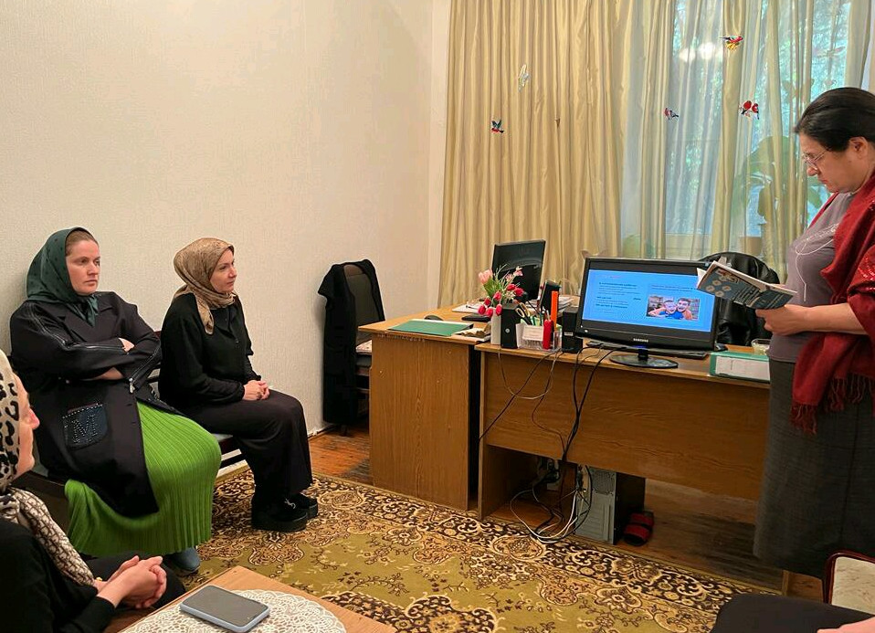 Лекция на тему: "Социальная работа с семьёй, воспитывающей ребёнка  с ограниченными возможностями".