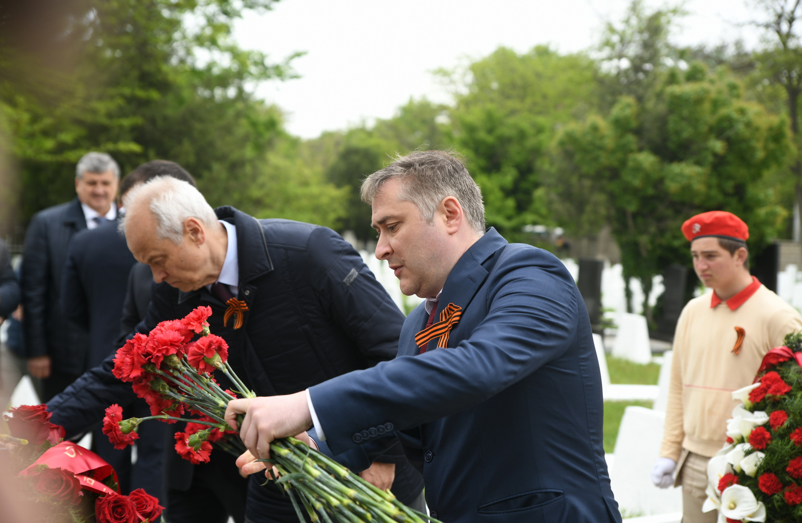 Мурад Казиев принял участие в торжественных мероприятиях посвящённых празднованию 78-й годовщины Победы в Великой Отечественной войне