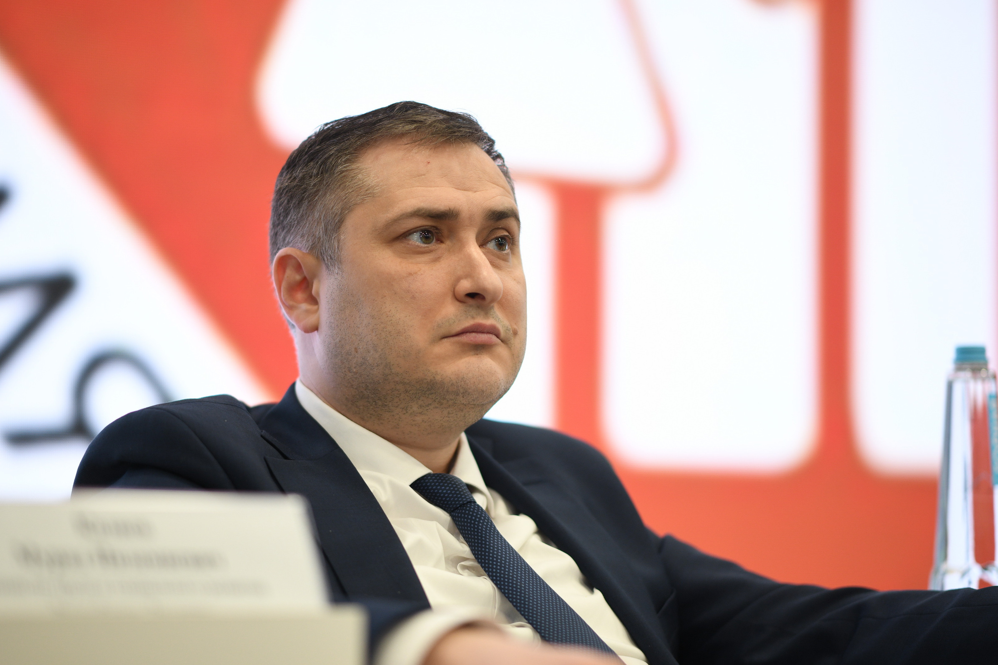 Министр труда и социального развития РД Мурад Казиев прокомментировал Послание Владимира Путина Федеральному Собранию.