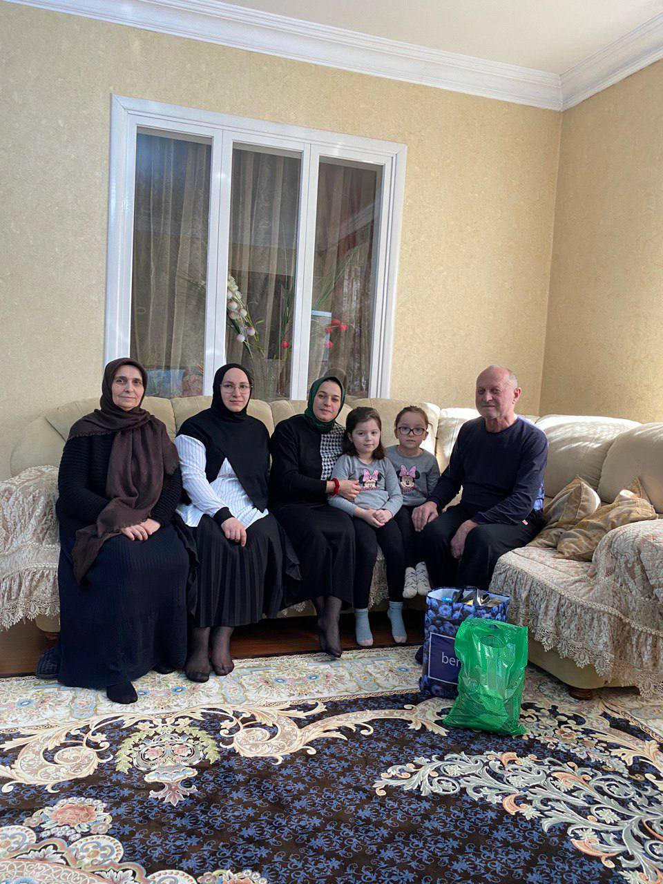 Помощь семьям военнослужащих.