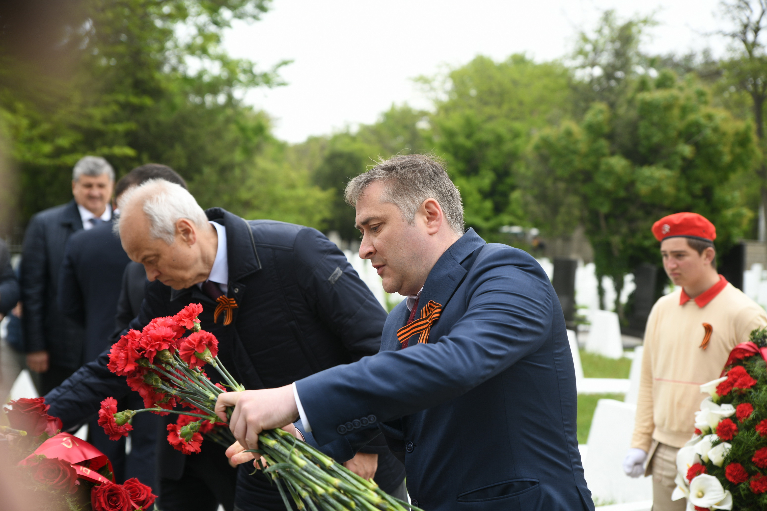 Мурад Казиев принял участие в торжественных мероприятиях посвящённых празднованию 78-й годовщины Победы в Великой Отечественной войне