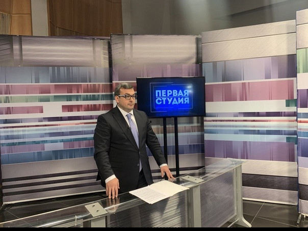 13 апреля, на канале РГВК «Дагестан» в эфире телепередачи «Первая студия»  Магомедзагид Кихасуров ответит на вопросы о формате проведения Всероссийской ярмарке трудоустройства