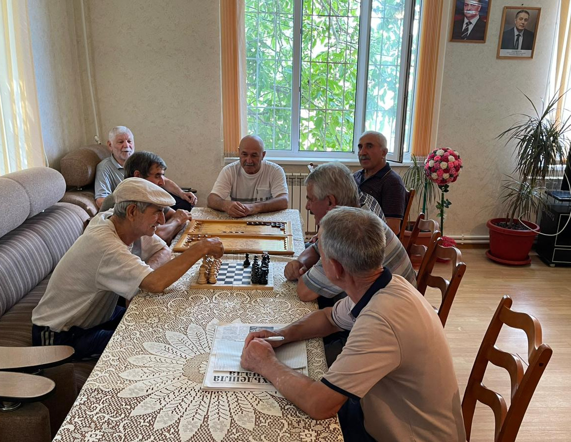 Турнир по шахматам и нардам в отделении дневного пребывания граждан пожилого возраста и инвалидов