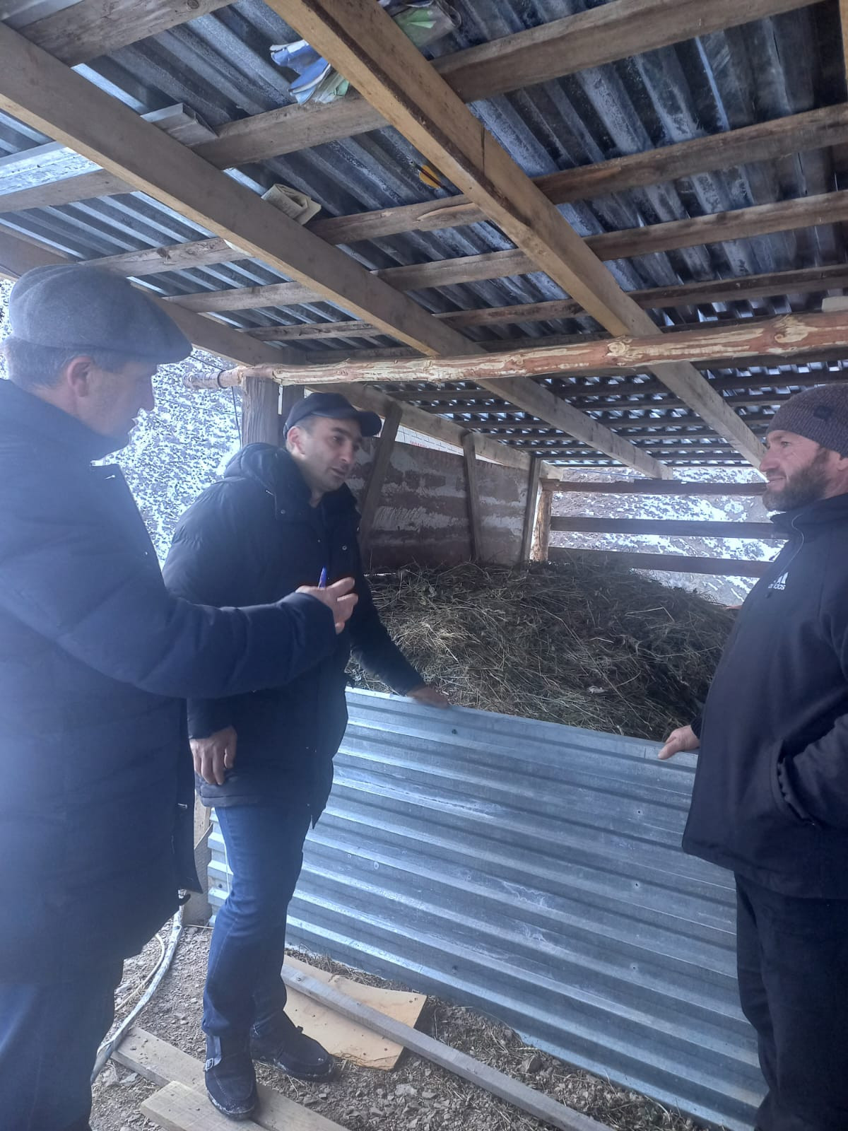 Акт обследования жилищно-бытовых условий заявителей на получение социального контракта.