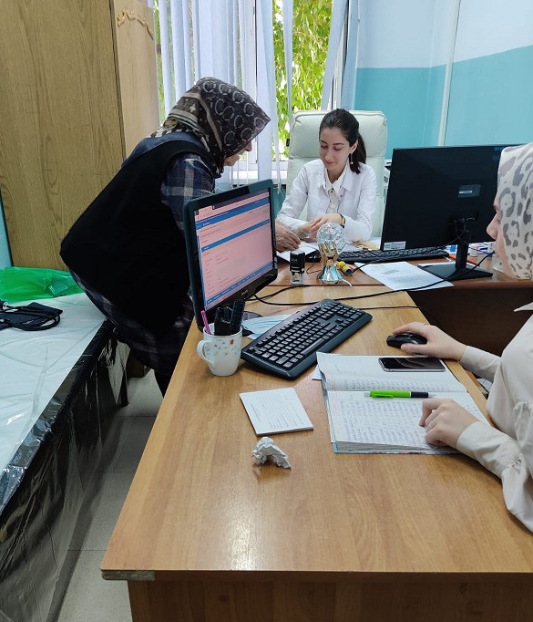 Быть нужным людям- непростая работа.