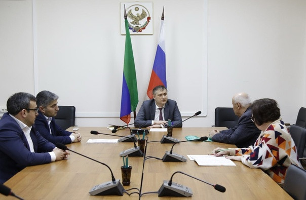 Мурад Казиев выслушал заявителей в рамках еженедельного приема граждан