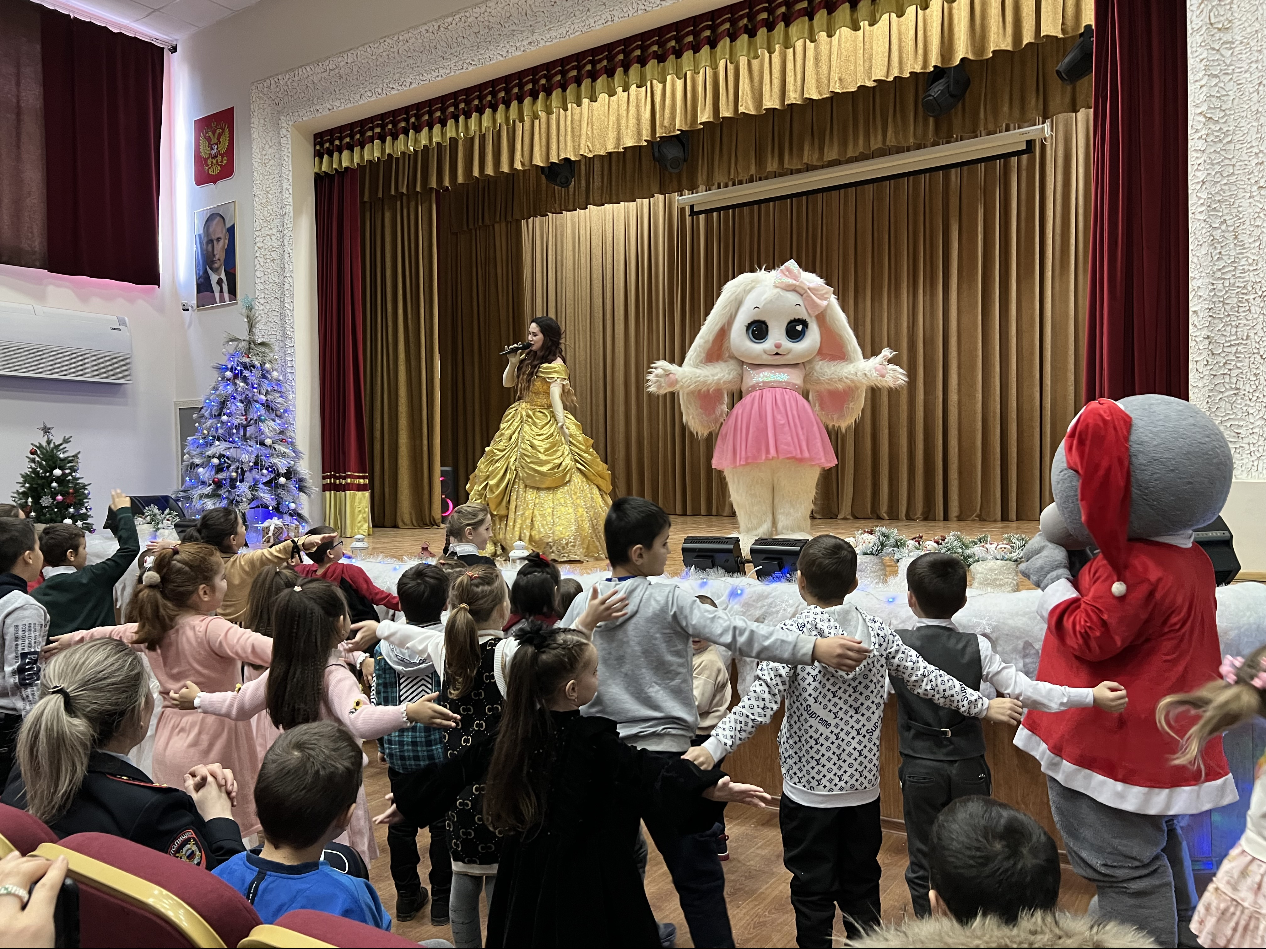 «Новый год в каждый дом».