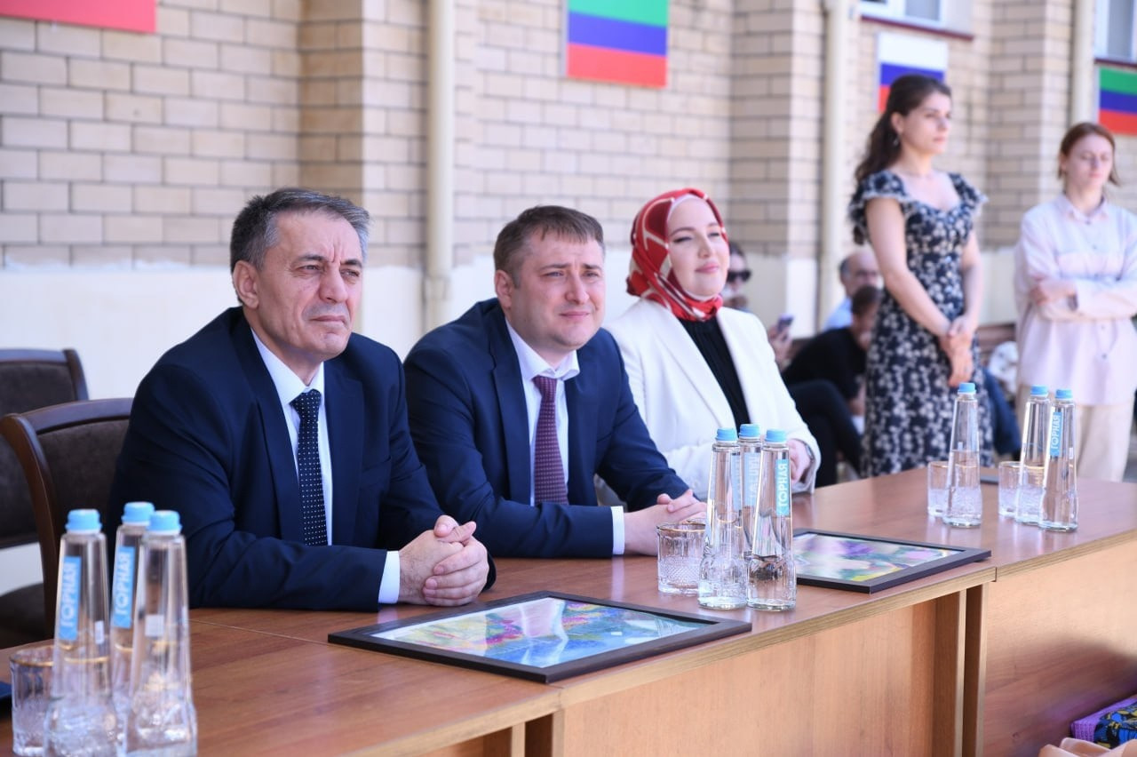 1 июня, на площадке реабилитационного центра для детей и подростков с ОВЗ прошло праздничное мероприятие