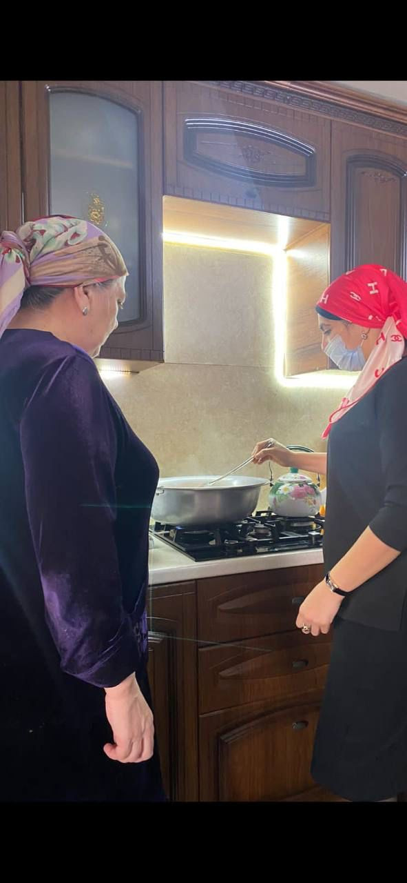 СОЦИАЛЬНЫЙ РАБОТНИК