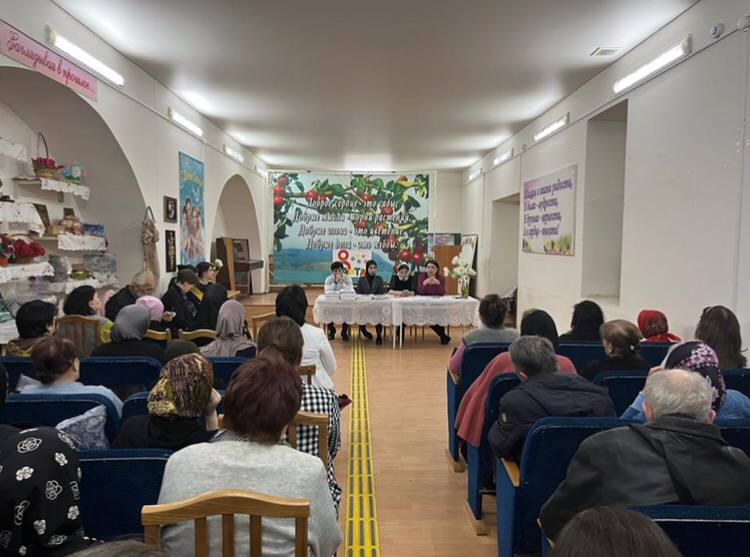 Сегодня ,15 марта 2023 г. ,в актовом зале ГБУ РД КУСОН в МО «город Дербент» прошло мероприятие по повышению финансовой грамотности.