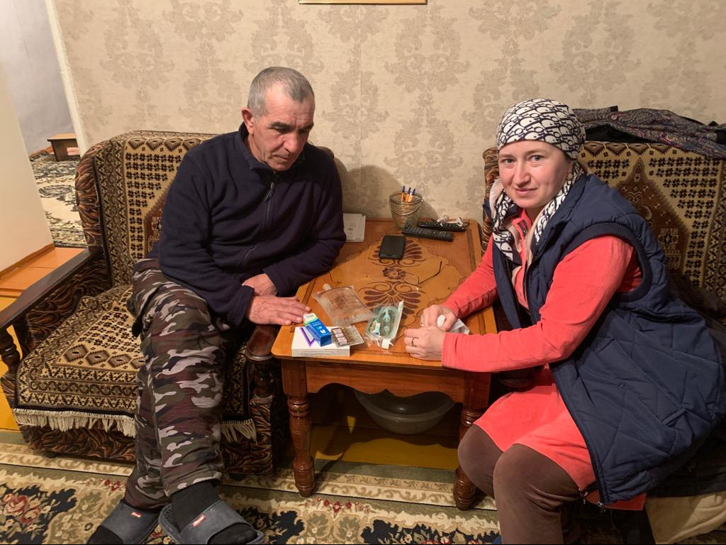 Помогли отцу солдата ГБУ РД КЦСОН в МО "Хунзахский район".