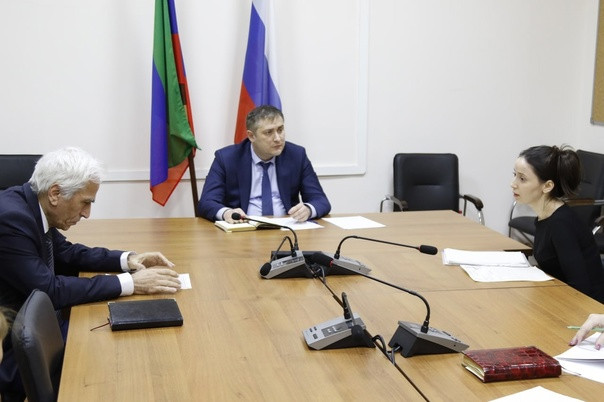 Министр труда и социального развития Республики Дагестан Мурад Казиев провел еженедельный, личный прием граждан