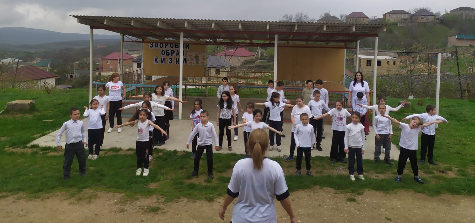 В Кайтагском Комплексном центре соцобслуживания населения  состоялся спортивный оздоровительный конкурс «Девиз по жизни – здоровый  образ жизни»