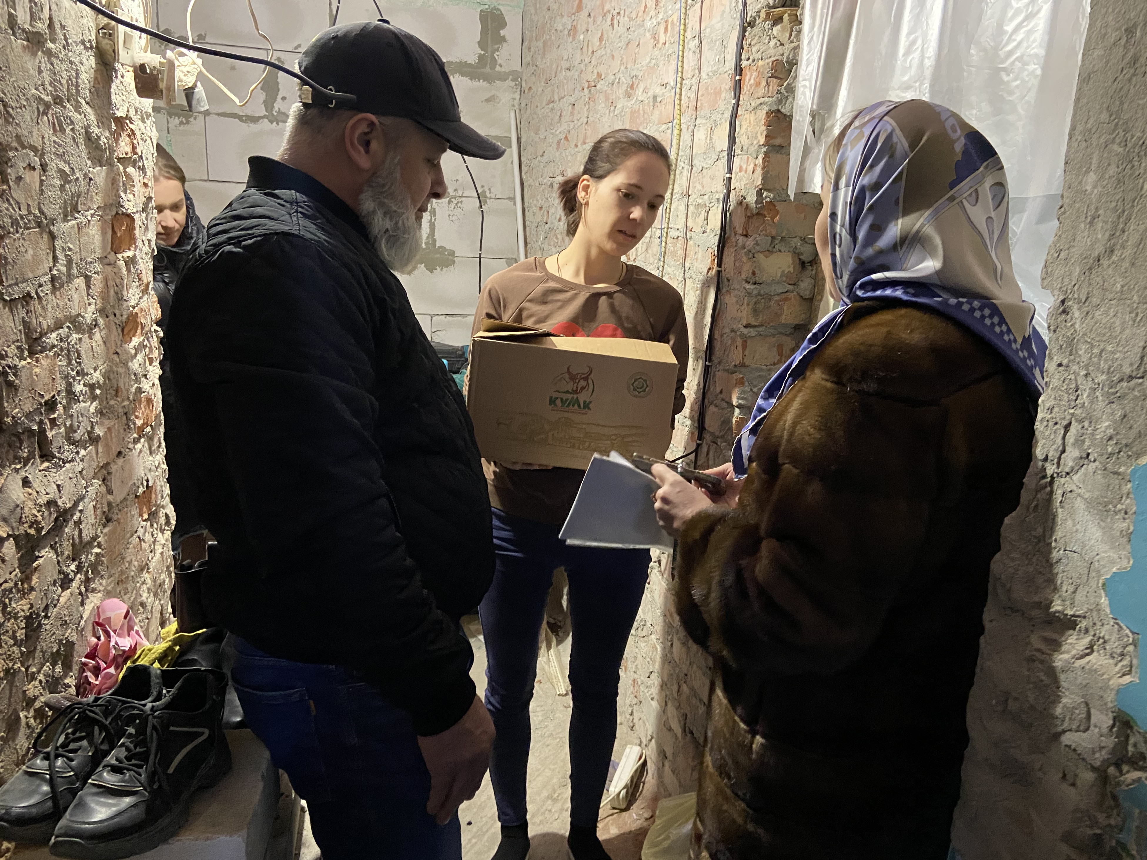 Социальные работники Кизляра посетили семьи погибших военнослужащих