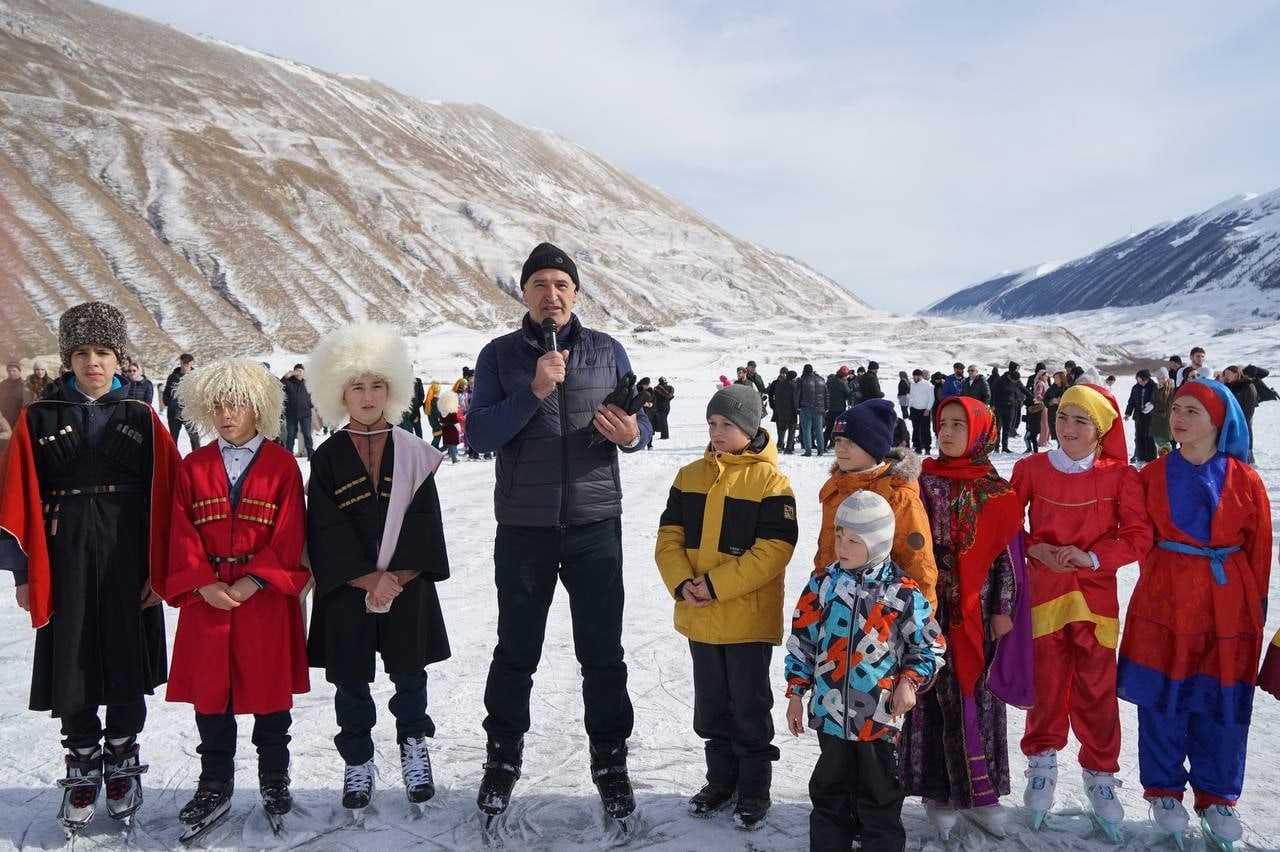 В Хунзахском районе состоялось открытие года Расула Гамзатова.