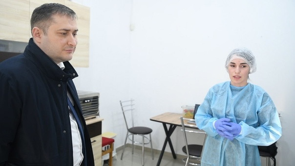 Мурад Казиев проинспектировал ход реализации проекта «Социальный контракт» в Избербаше.