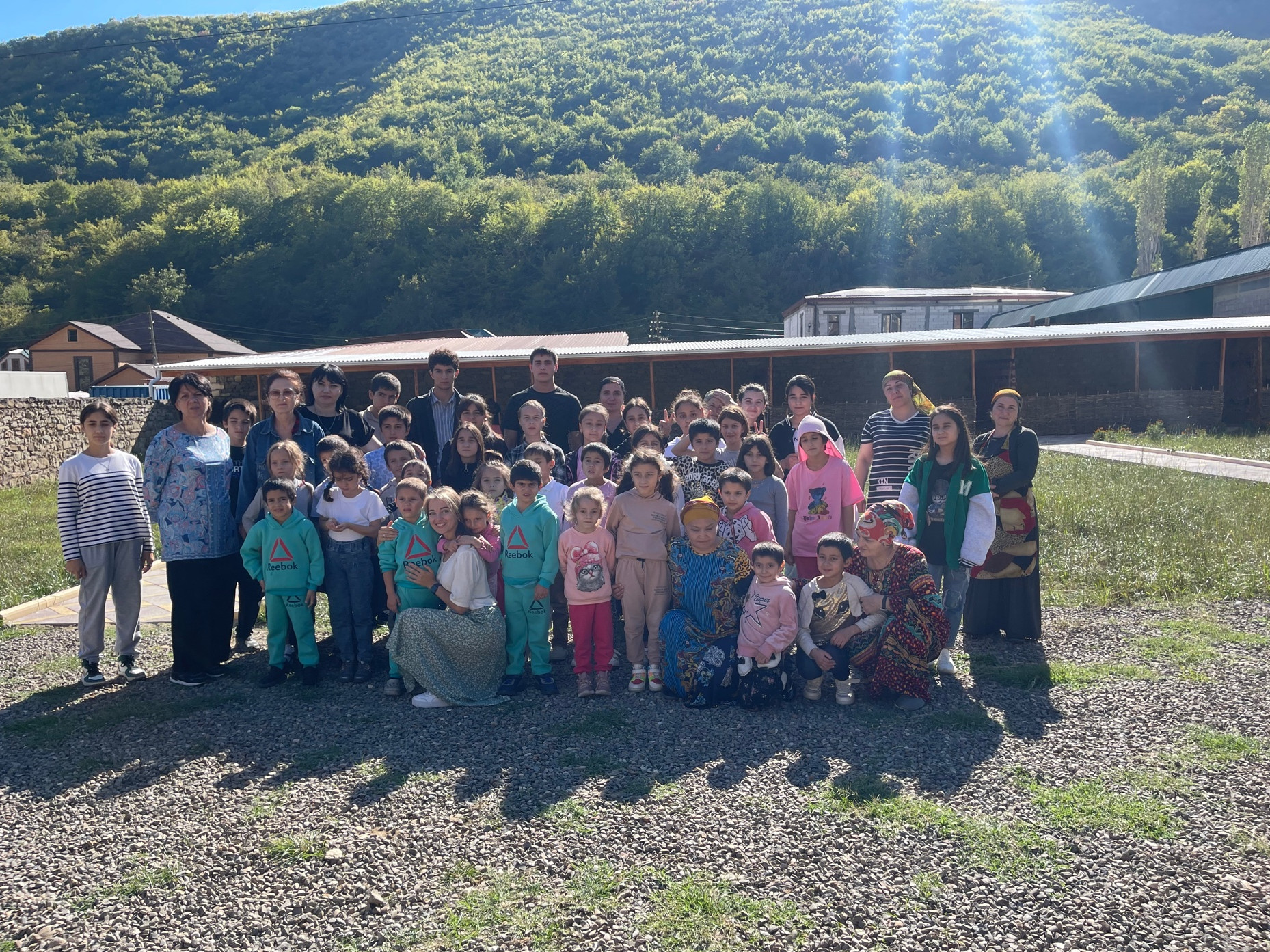 Воспитанников Дербентского социального реабилитационного центра для несовершеннолетних Минтруда Дагестана познакомили с достопримечательностями республики.