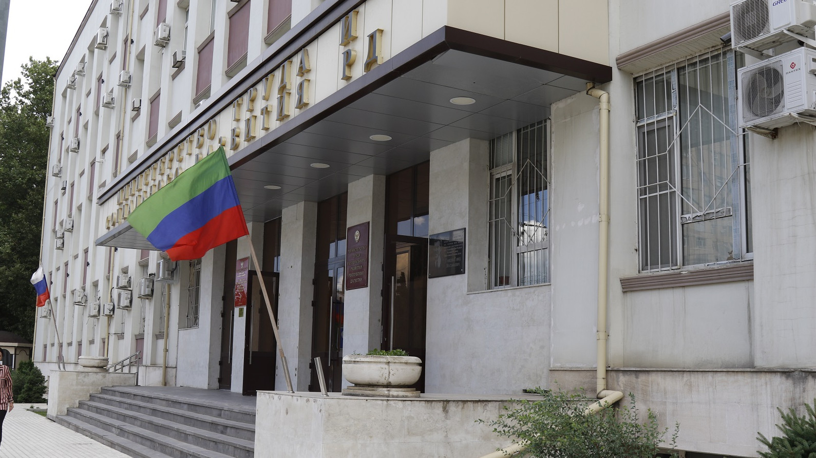 В мероприятиях Минтруда Дагестана по правовому просвещению приняли участие около 5 тысяч граждан