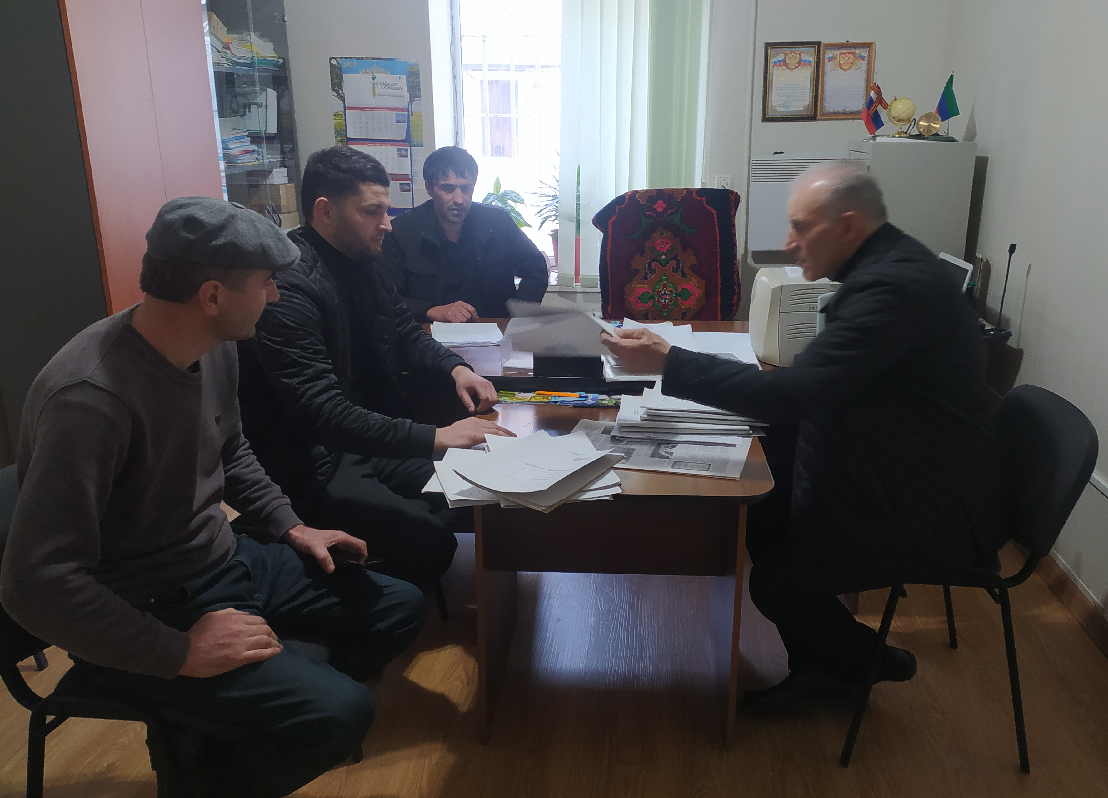 Информация по заключенным контрактам.