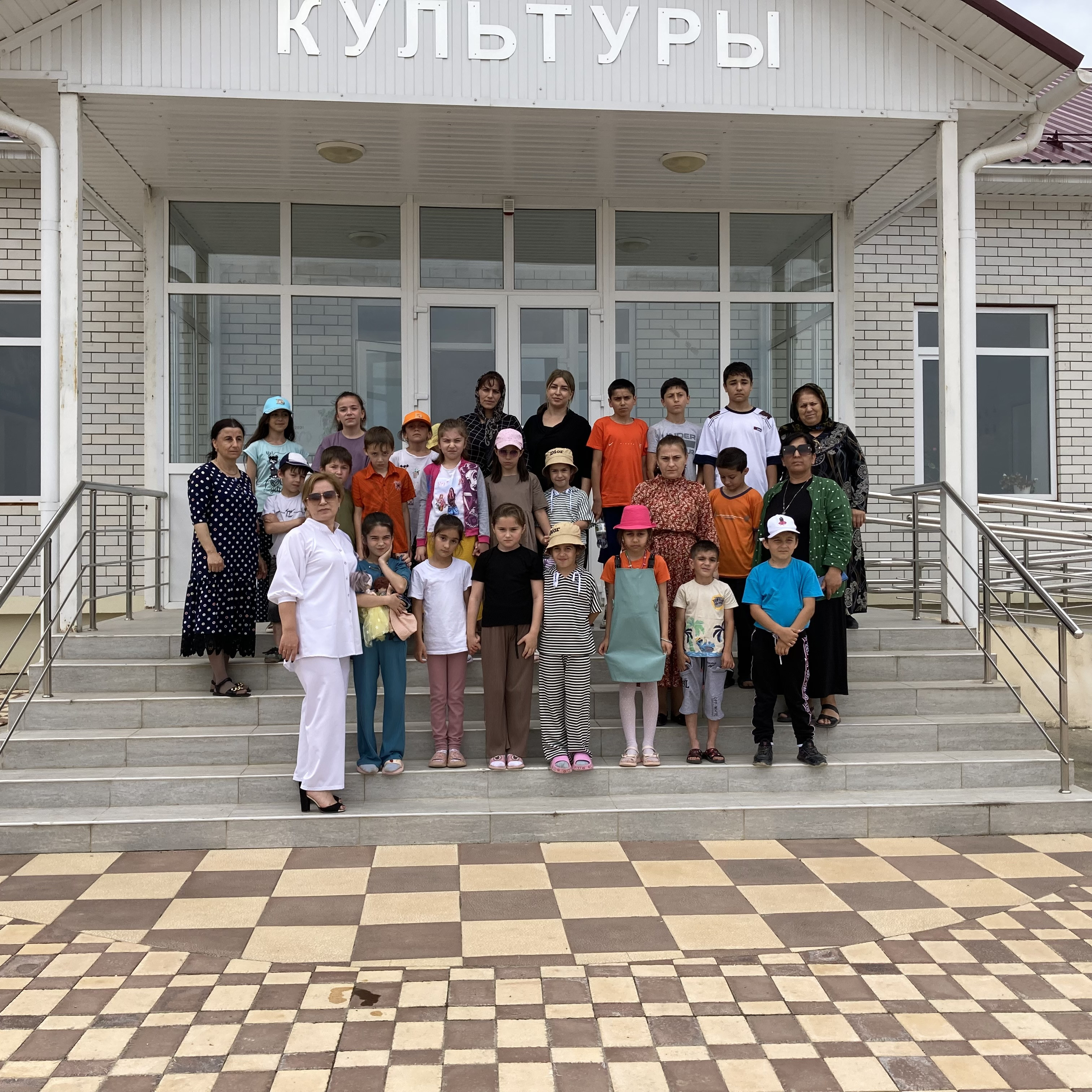 Просмотр комедийного фильма «Стюарт Литтл»