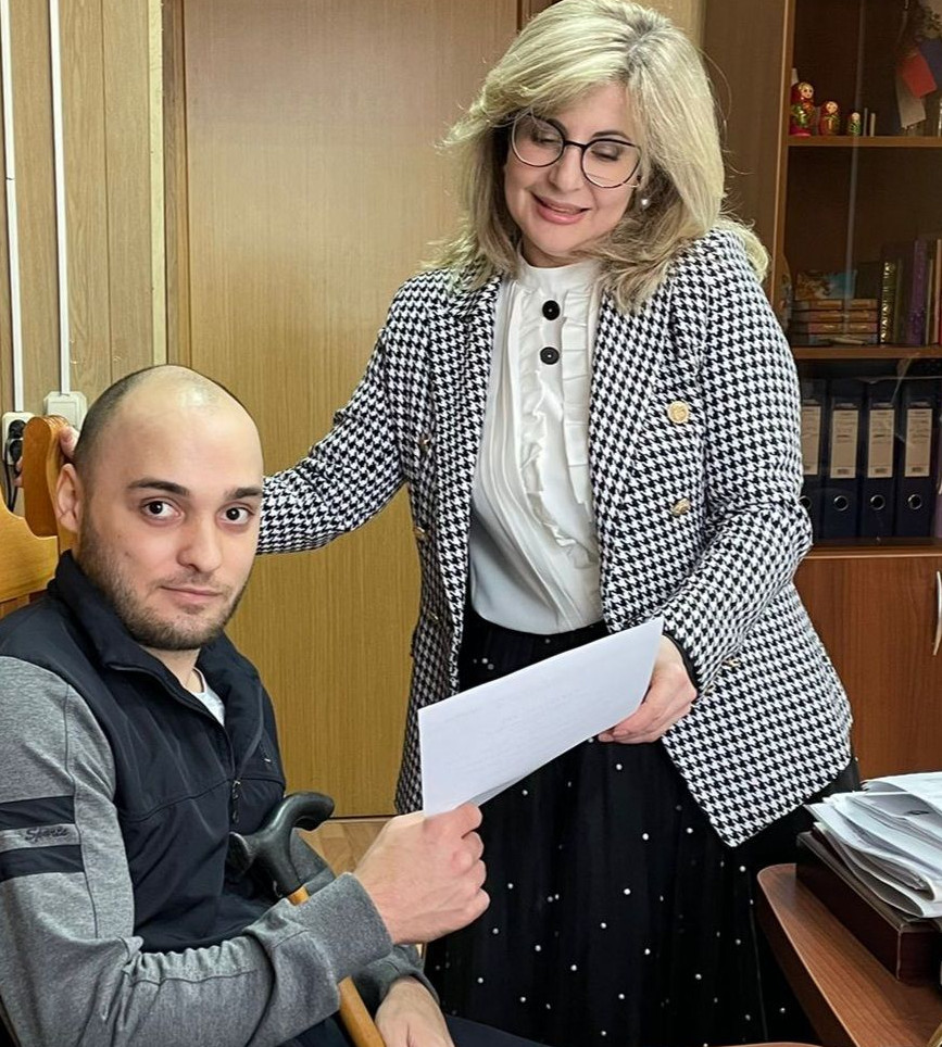 Вручение свидетельств.