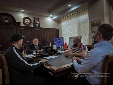 Иса Нурмагомедов встретился с и.о. руководителем Центра занятости населения МО «Унцукульский район»