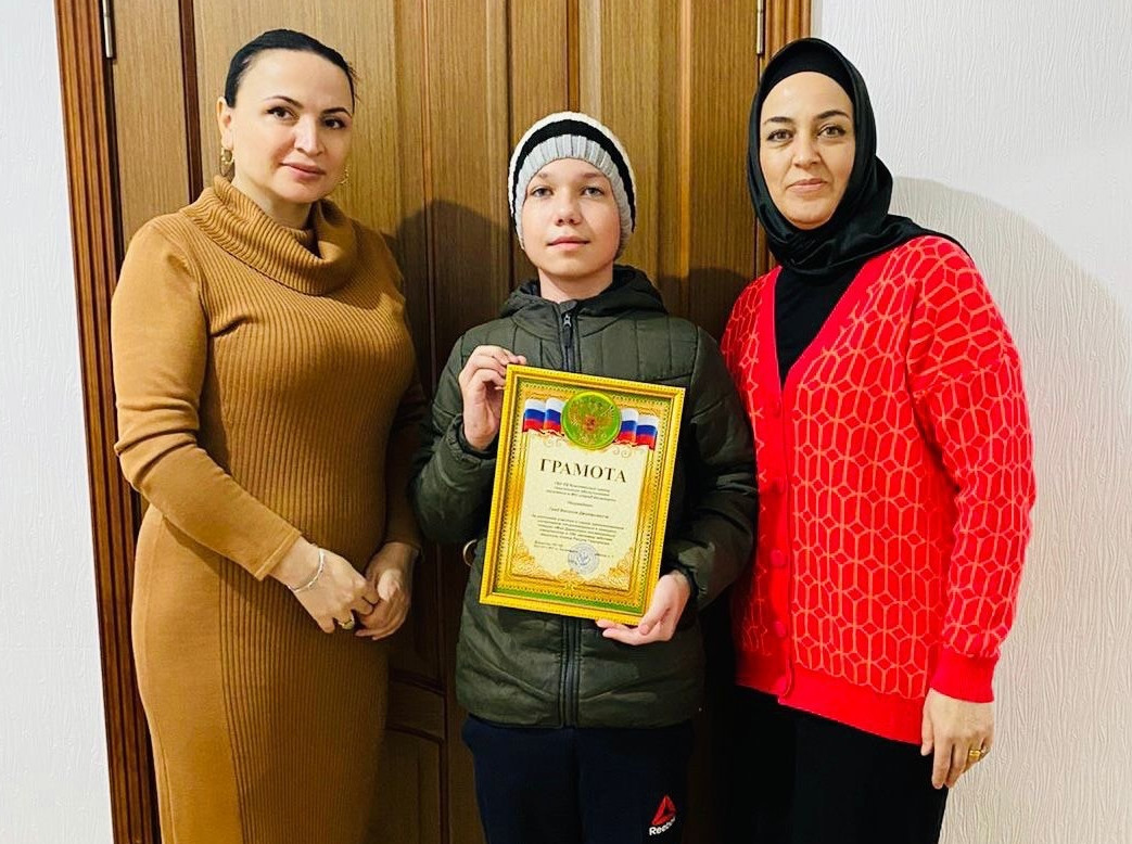 Участие в акции "Читаем Расула"