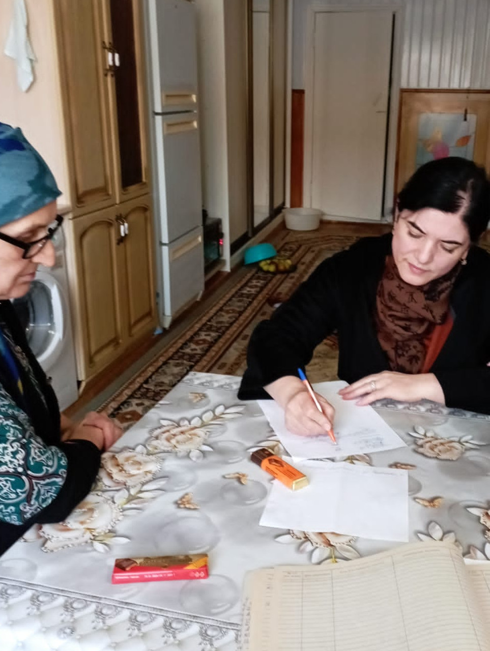 Будни специалистов по социальной работе.