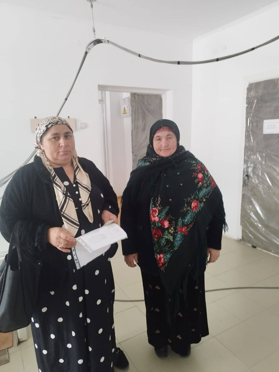 -Социальное сопровождение подопечной до районной поликлиники, с целью проведения мед. диспансеризации.