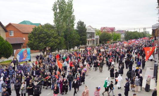 Работники ГБУ РД РЦДПОВ в МО "г. Кизилюрт" приняли участие в праздновании 78-й годовщины Великой Победы.