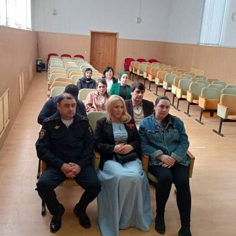 Заседание комиссии по делам несовершеннолетних