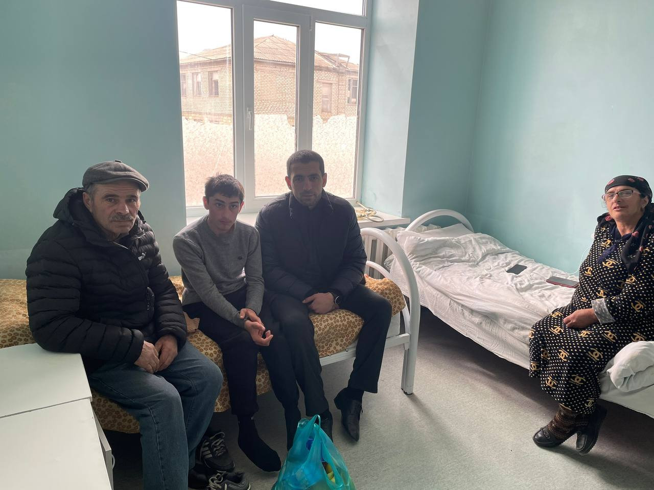 Навестили в больнице подопечного Ахмеда Анасовича .