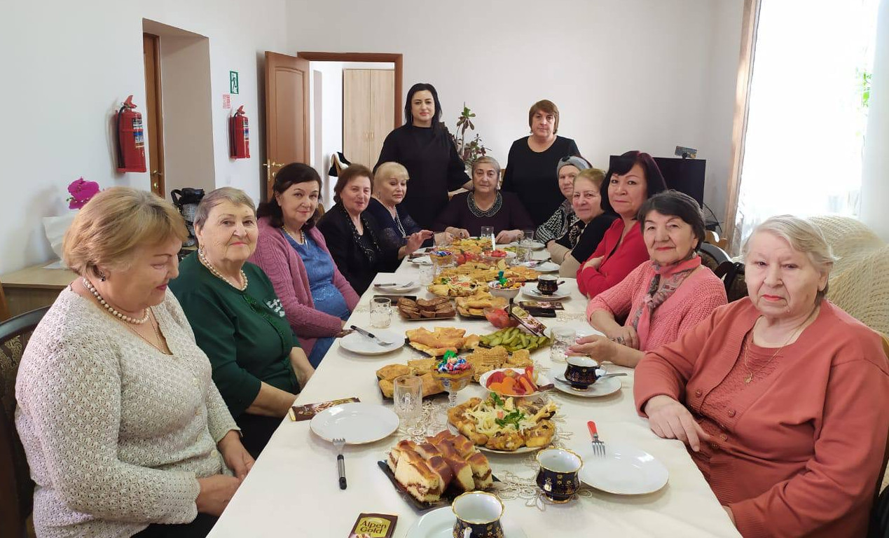 Праздничное мероприятие посвящённое Международному женскому дню 8 марта.