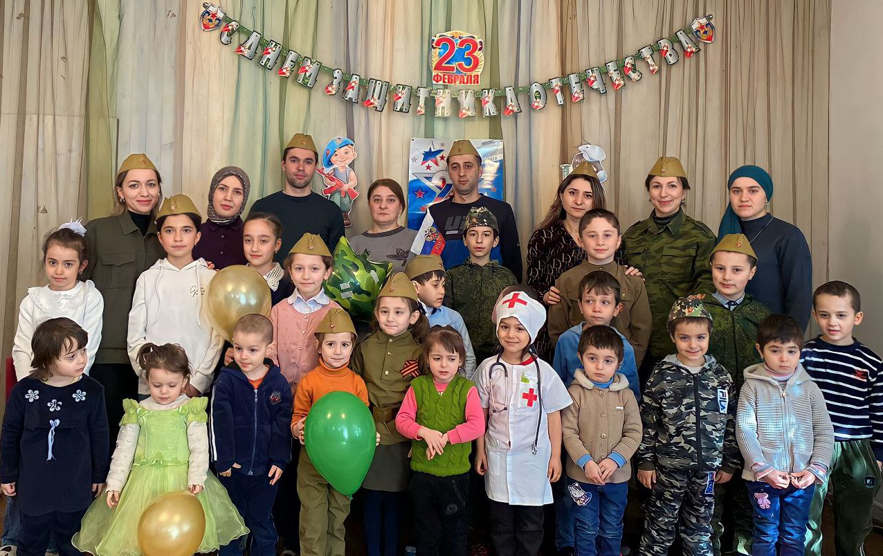 Праздничное мероприятие посвящённое дню защитника Отечества "Силушка богатырская"