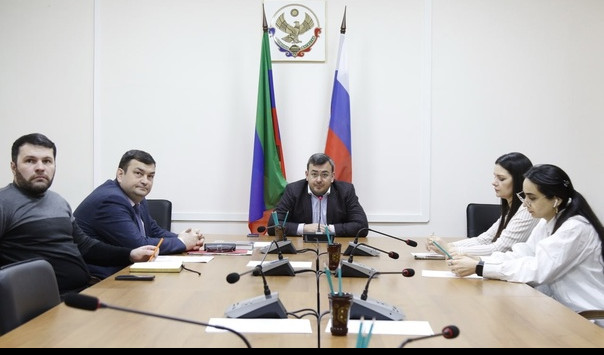 В Минтруда Дагестана обсудили вопросы заполнения форм по сдаче деклараций о доходах