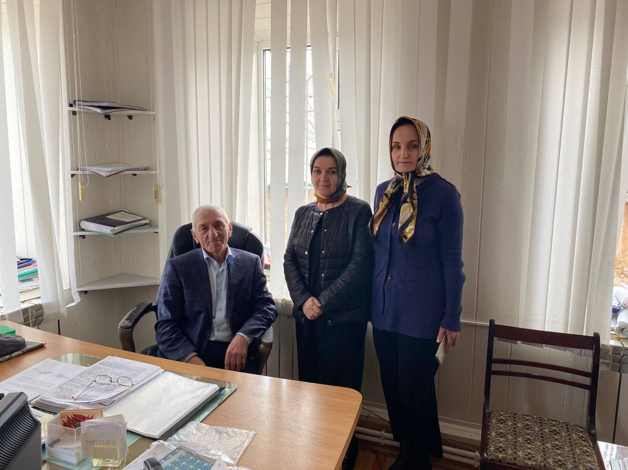 Хотим, выразить огромную благодарность руководителю «Всероссийского общества инвалидов» нашего района Курамагомеду Абухову.