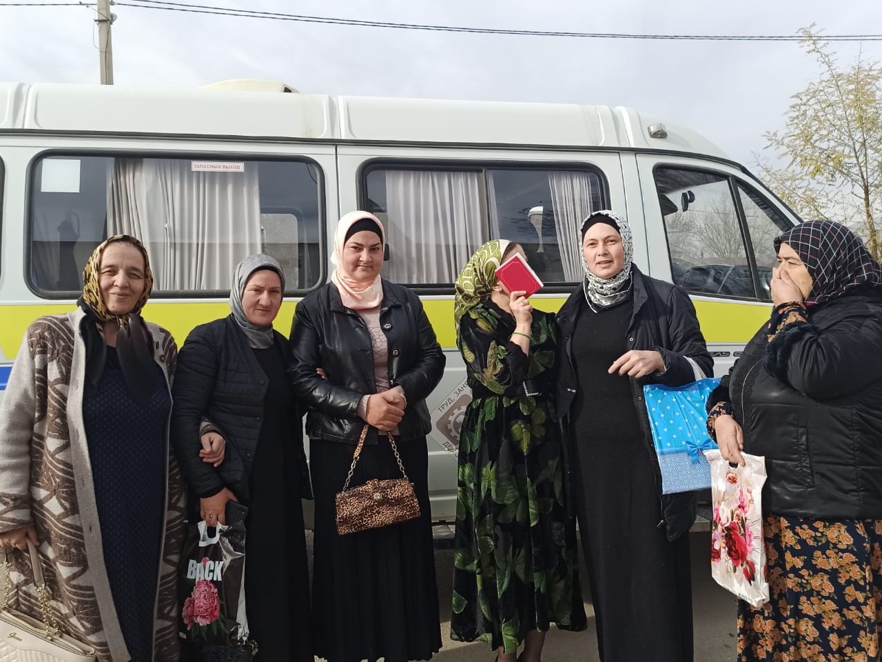 Доставка инвалидов и старше 65 лет