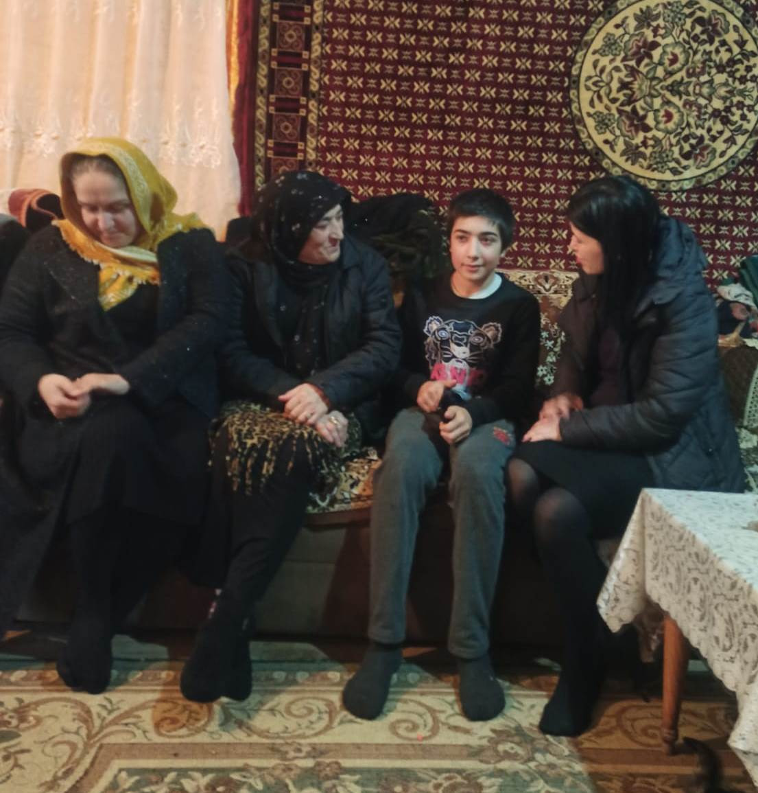 В Каякентском районе навестили семьи, нуждающиеся сегодня в особой поддержке