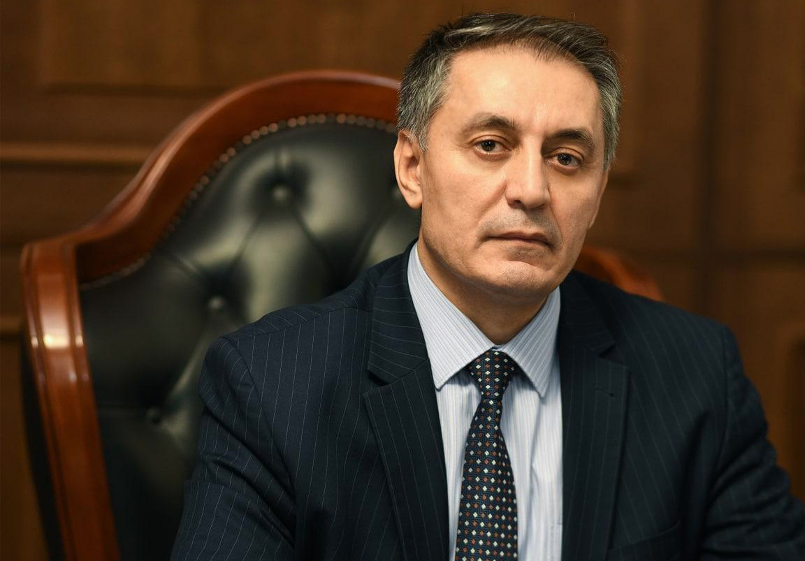 Абдурахман Махмудов поздравил земляков с Днем Героев Отечества.