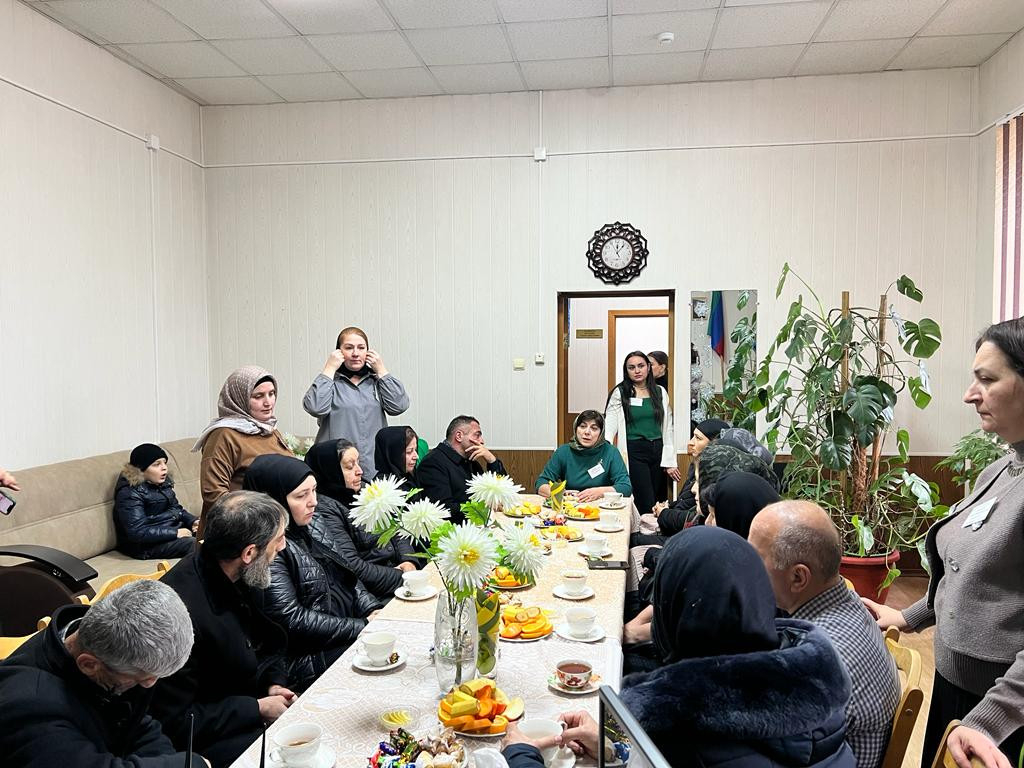 Работники Комплексного центра г.Дербента встретились с родными погибших в ходе СВО военнослужащими